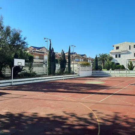 Apacible Casa Con Terraza Y Piscina R19 By Novadesta * Puerto Marino