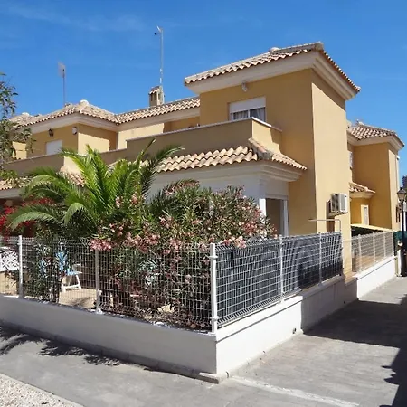 Apacible Casa Con Terraza Y Piscina R19 By Novadesta * Puerto Marino