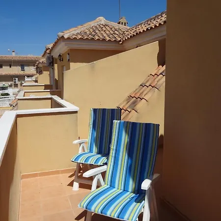 Apacible Casa Con Terraza Y Piscina R19 By Novadesta